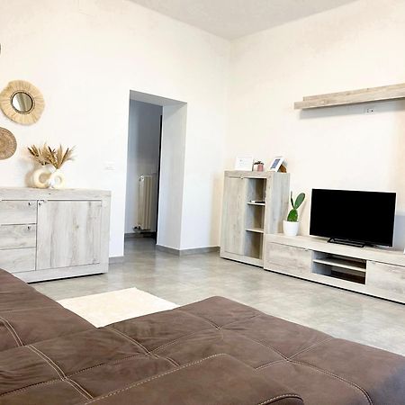All'Apulia N'23 - Apartment With Parking Lecce Ngoại thất bức ảnh